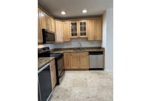 530 NE 15th Ct APT 6, Fort Lauderdale, FL 33304, - MLS#A11826638
