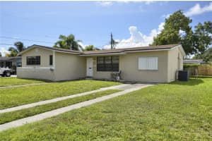 9870 Bahama Dr, Cutler Bay