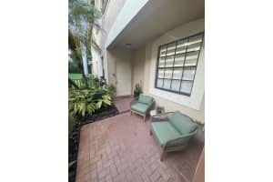 3891 Tree Top Dr, Weston, FL 33332 - MLS#A11826655