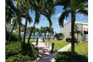 87200 Overseas Hwy Apartment E4, Islamorada, FL 33036, - MLS#A11826685