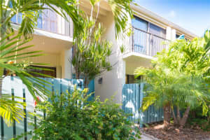 87200 Overseas Hwy Apartment E4, Islamorada, FL 33036, - MLS#A11826685