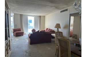 3180 S Ocean Dr APT 209, Hallandale Beach, FL 33009, Sold 08/06/25