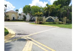 2640 S University Dr 125, Davie