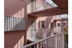 19729 SW 114th Ave APT 251, Miami, FL 33157, Sold 08/08/25