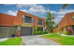 11101 SW 15th Manor, Davie, FL 33324, - MLS#A11826785