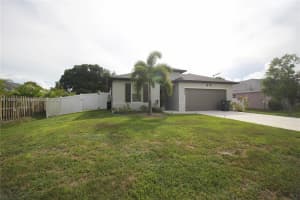 2574 Sw Cameo Blvd Port Saint Lucie, FL 34953 - MLS#A11826792