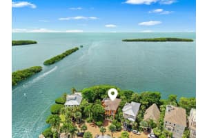 5843 Paradise Point Dr, Palmetto Bay, FL 33157, - MLS#A11826825