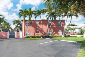 1405 Miami Rd APT 20, Fort Lauderdale, FL 33316, - MLS#A11826829