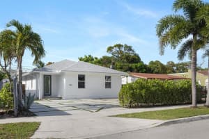 525 El Prado, West Palm Beach, FL 33405, - MLS#A11826835