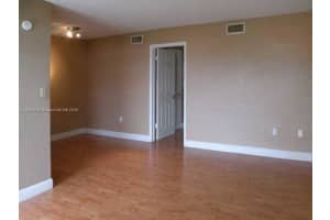 427 Santander Ave APT 305, Coral Gables, FL 33134, - MLS#A11826846