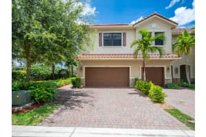 5656 NW 58th Ln, Tamarac, FL 33319, Sold 08/13/25