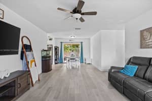 7307 SW 8th St, North Lauderdale, FL 33068, - MLS#A11826947