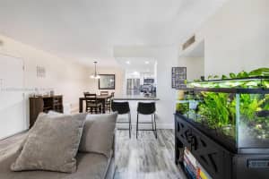 7925 SW 86th St APT 903, Miami, FL 33143, Sold 09/05/25