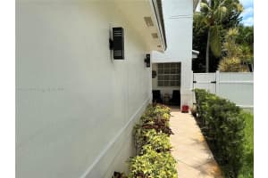 651 SW 176th Ave, Pembroke Pines, FL 33029, - MLS#A11827036