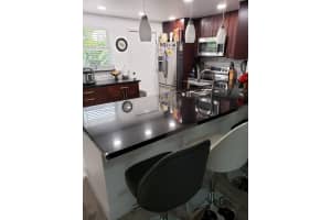 900 Ne 12th Ave 302, Hallandale Beach