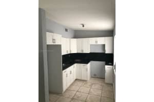 1820 Nw 66th St, Miami
