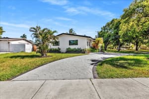 5890 SW 13th St, Plantation, FL 33317 - MLS#A11827092