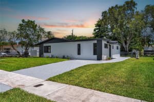 9970 SW 161st St, Miami, FL 33157, - MLS#A11827128