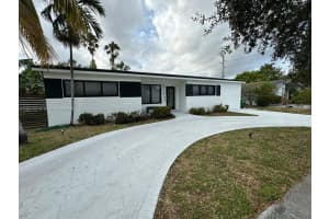 21410 NE 24th Ct, Miami, FL 33180, Sold 08/21/25