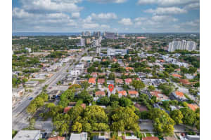 2747 Sw 19th Ter, Miami