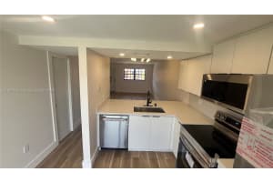 1339 W 51st Pl # B-5, Hialeah, FL 33012, Sold 07/18/25