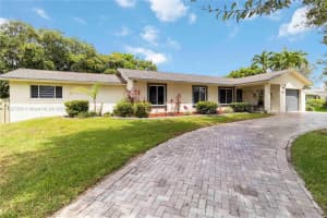 431 S Old Hiatus Rd, Plantation