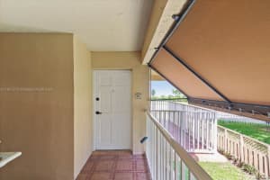 4110 NW 79th Ave APT 2C, Doral, FL 33166, - MLS#A11827273