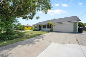 6015 Raintree Trail, Fort Pierce, FL 34982, - MLS#A11827306