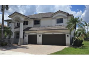1425 Crossbill Ct, Weston