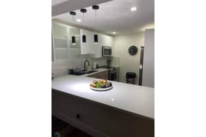 3050 N Palm Aire Dr 105, Pompano Beach