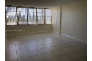2025 Ne 164th St 801, North Miami Beach