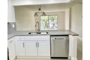 1100 NW 87th Ave 304, Coral Springs, FL 33071 - MLS#A11827337