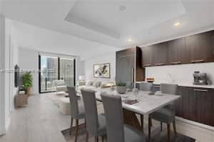 45 Sw 9th St 1209, Miami