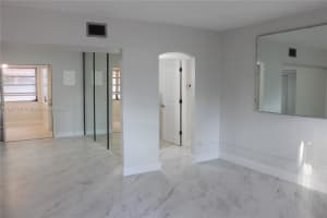 971 E 18th St, Hialeah, FL 33013, - MLS#A11827391