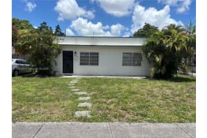 981 E 18th St, Hialeah, FL 33013, Sold 07/29/25