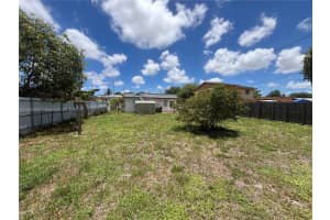 981 E 18th St, Hialeah, FL 33013, Sold 07/29/25