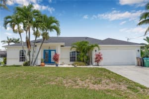 2607 Surfside Blvd, Cape Coral, FL 33914, - MLS#A11827427
