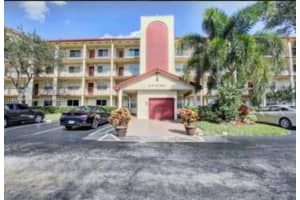 901 Sw 128th Ter 205a, Pembroke Pines