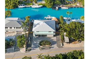 232 W Seaview Dr, Duck Key, FL 33050, - MLS#A11827478