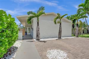 1424 Adams St, Hollywood, FL 33020, - MLS#A11827479