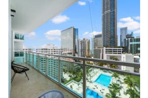 950 Brickell Bay Dr 1807, Miami
