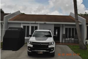 5811 SW 139th Ct, Miami, FL 33183, Sold 08/28/25