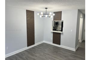 365 NE 125th St APT 302, North Miami, FL 33161, - MLS#A11827546