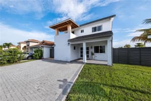 9023 NW 111th Terrace, Hialeah Gardens, FL 33018, Sold 08/18/25