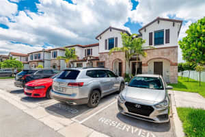 10628 W 33rd Way, Hialeah