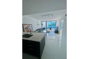 200 Biscayne Blvd Way APT 4111, Miami, FL 33131, - MLS#A11827603