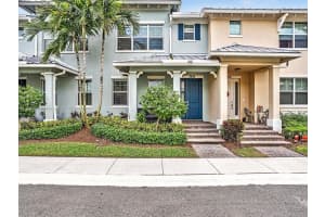 3976 Poinciana Ln Hollywood, FL 33021 - MLS#A11827605