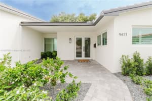 9471 Sw 10th St, Miami