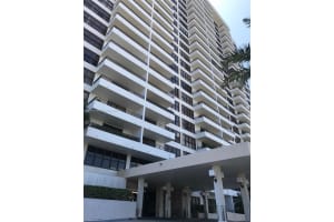 2500 Parkview Dr 1210, Hallandale Beach