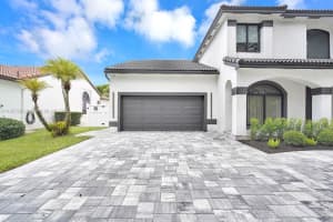 10746 Charleston Pl, Hollywood, FL 33026, - MLS#A11827663